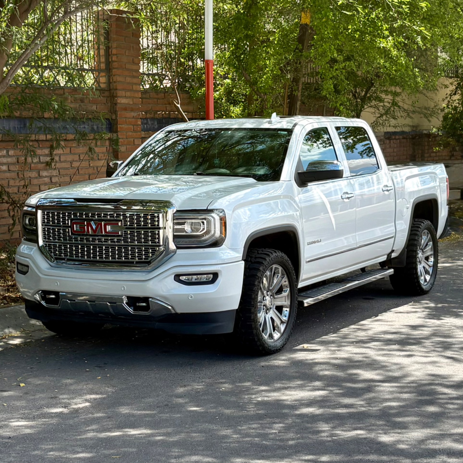 GMC Sierra 2018