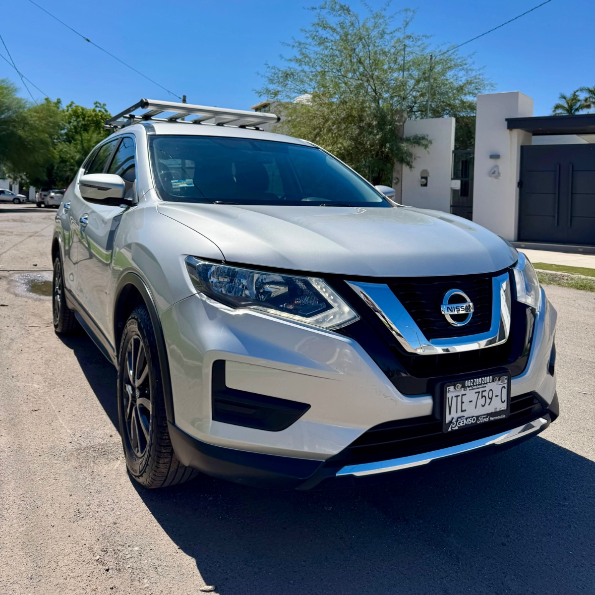 Nissan X-Trail Sense